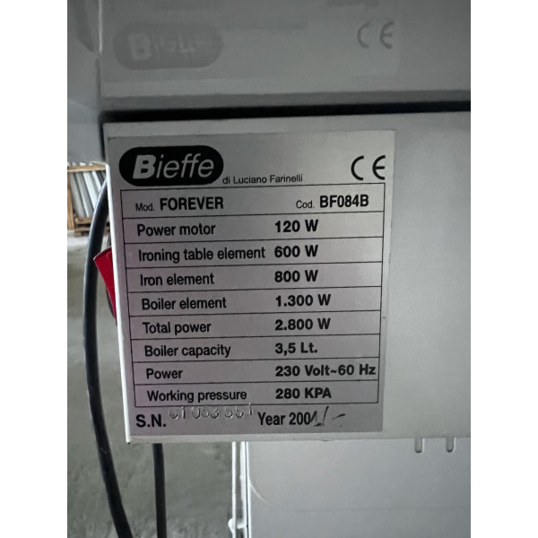 Bieffe FOREVER BF084B gőzös vasalógép Bieffe FOREVER BF084B gőzös vasalógép