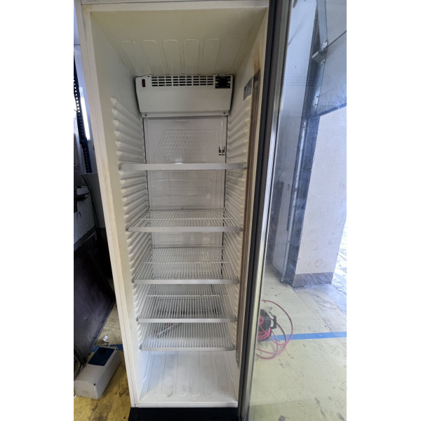 CMV 375 Uvegajtos Ital huto