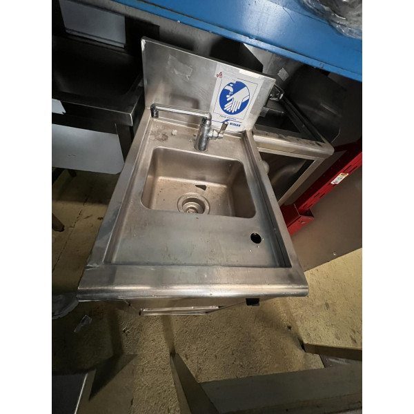 Mobile Handwaschmaschine aus Edelstahl mit Rädern Mobile Handwaschmaschine aus Edelstahl mit Rädern