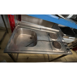 Miniküche mit 2 Elektroherden + Pool