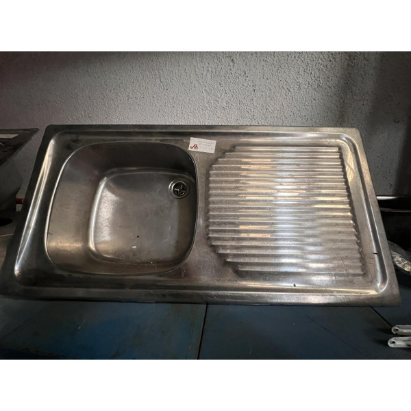 Built-in household sink with 1 basin + drip Built-in household sink with 1 basin + drip