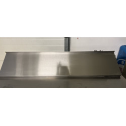 Rozsdamentes falipolc konzollal , 129 x 30 cm 