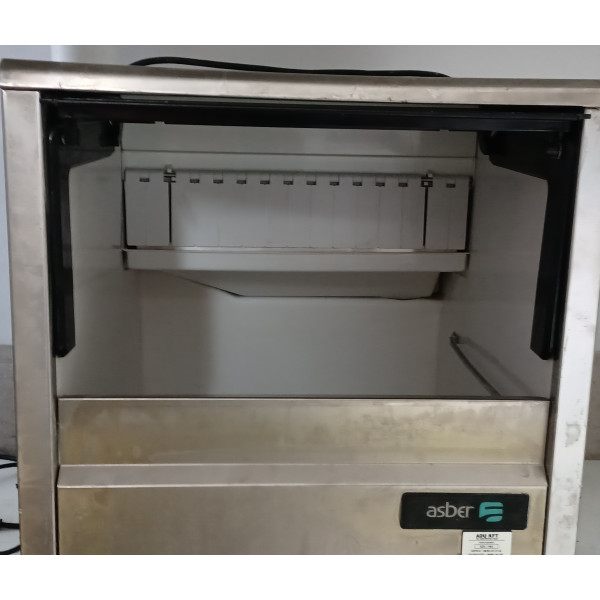 Asber AIM 30A jéggép, vízhűtéses