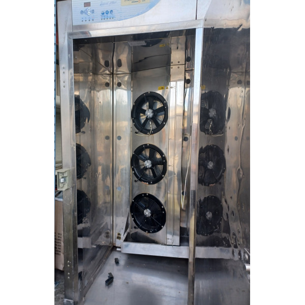 Tlmič nárazov Asskühl s vonkajším mechanizmom