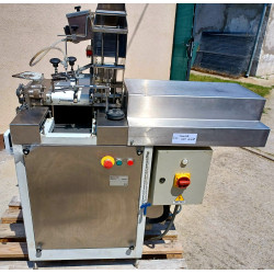 Canol Mignon, roller blind making machine