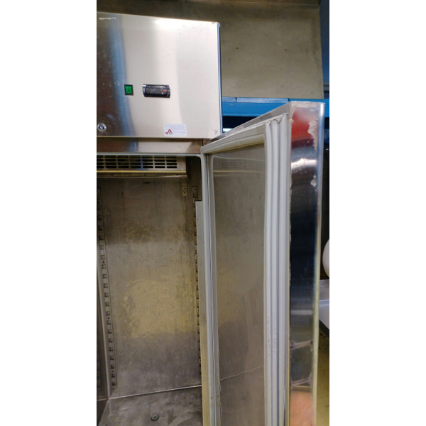 GNF740L1 Rozsdamentes fagyasztószekrény