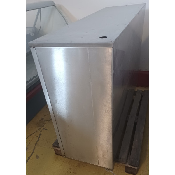 Kuhlfix, fali füstöltárus hűtő