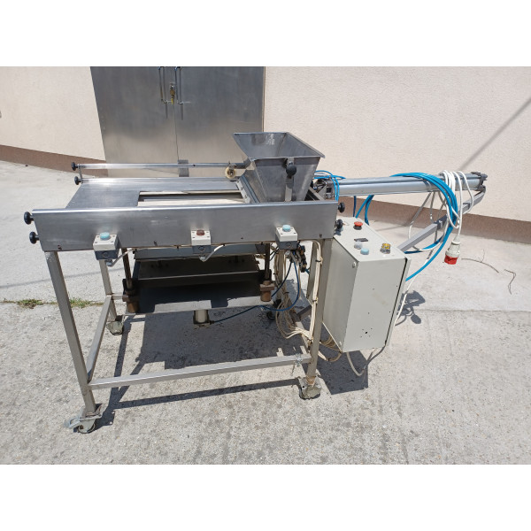Sheet puller, pneumatic mass puller