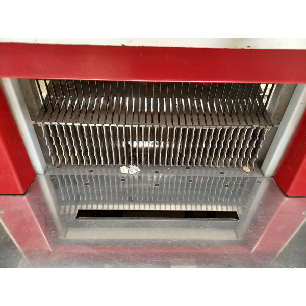 Cts-East, MÉTI kenyérszeletelő