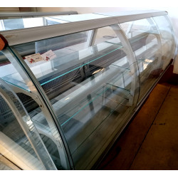 Chladiaca vitrína na pečivo Nurdil 2,9 m