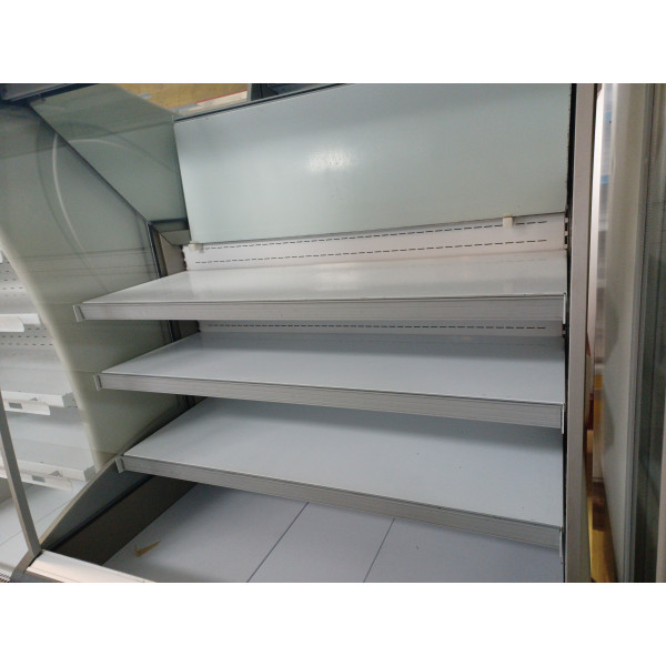 Oscartielle faliregál, tejtorony