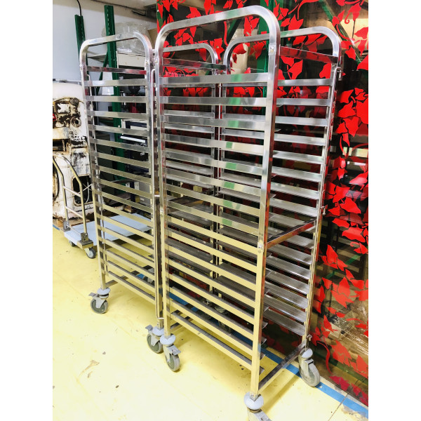 Tablettwagen 60x40 / GN1/1 Tablettwagen 60x40 / GN1/1