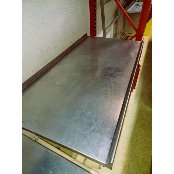 Edelstahltisch 140x72cm Edelstahltisch 140x72cm