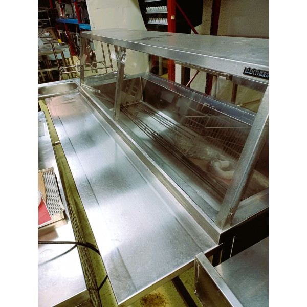 Warming rack with 5xGN1/1 structure and glass front Warming rack with 5xGN1/1 structure and glass front