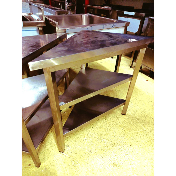 Edelstahl Ecktisch mit 3 Ablagen 60x70cm Edelstahl Ecktisch mit 3 Ablagen 60x70cm