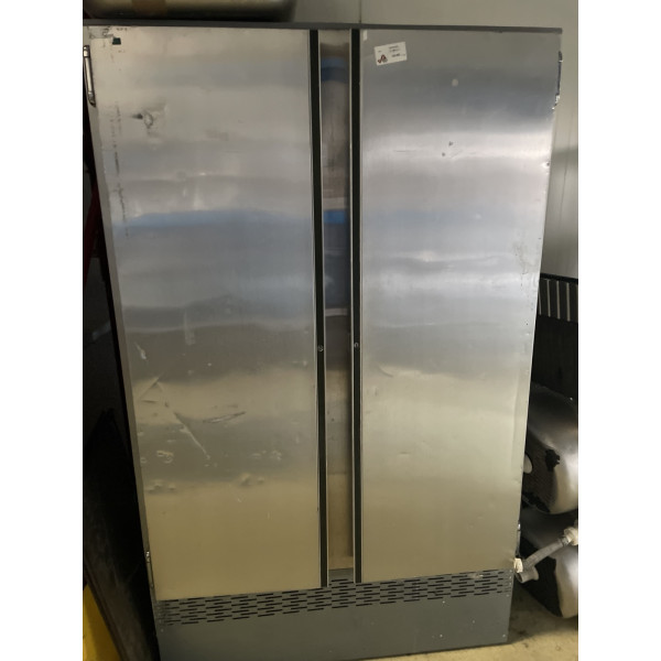 Schrank aus Aluminium Schrank aus Aluminium