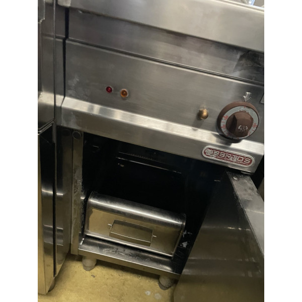 Bertos elektrische Fritteuse – 10 Liter – 1 Becken (6 kW) – Serie 700 – Bertos Bertos elektrische Fritteuse – 10 Liter – 1 Becken (6 kW) – Serie 700 – Bertos
