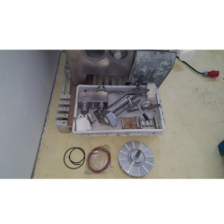 Risco Brevetti 3000 Baby – Vakuumfüllmaschine