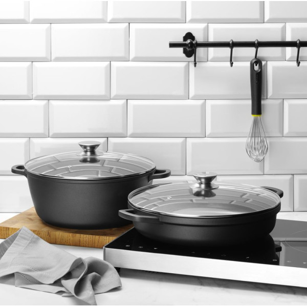 Öntött alumínium edény, tapadásmentes bevonattal, HENDI, 7L, Fekete, 367x290x(H)122mm 611029