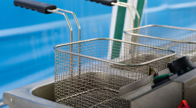 Miért kulcsfontosságú egy ipari olajsütő a modern vendéglátásban?