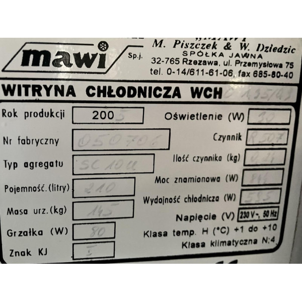 Mawi süteményesvitrin Mawi süteményesvitrin
