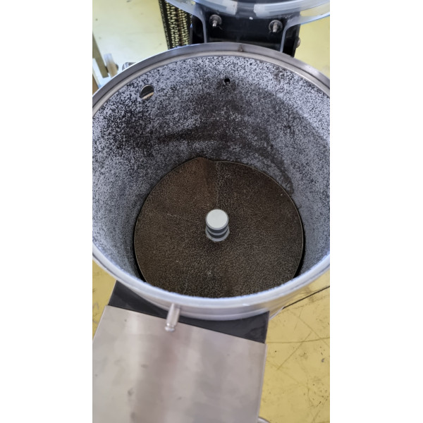 Agustoni Duplex Export 8 - Škrabka na zeleninu/Škrabku na zemiaky - 360 kg/hod. Agustoni Duplex Export 8 - Škrabka na zeleninu/Škrabku na zemiaky - 360 kg/hod.