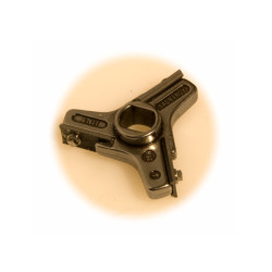 H82 es- 22-es húsdarálóhoz cserélhető lapkás kétélű kés H82 es- 22-es húsdarálóhoz cserélhető lapkás kétélű kés