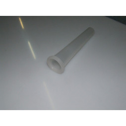 20 cm hosszú, 2,5 cm átmérőjű, műanyag hurkatöltő cső 20 cm hosszú, 2,5 cm átmérőjű, műanyag hurkatöltő cső