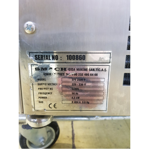 Smach EFE 2500 P - Lágyfalgylaltgép, kerekekk és pumpával 2×8 Literes Smach EFE 2500 P - Lágyfalgylaltgép, kerekekk és pumpával 2×8 Literes