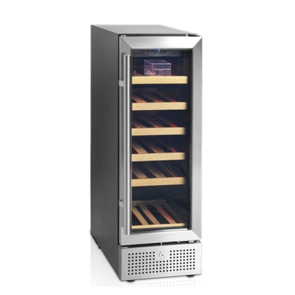 Tefcold TFW100-S – Weinkühler – Industrielles schmales Design – 80 Liter – Edelstahl – mit Holzregalen Tefcold TFW100-S – Weinkühler – Industrielles schmales Design – 80 Liter – Edelstahl – mit Holzregalen