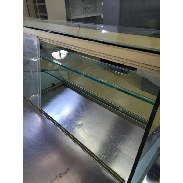 Pastry cooler Pastry cooler