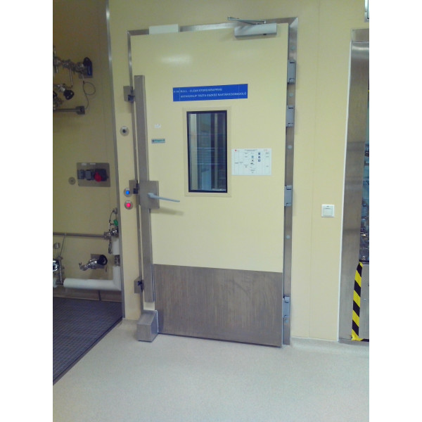 Laboratory chamber door