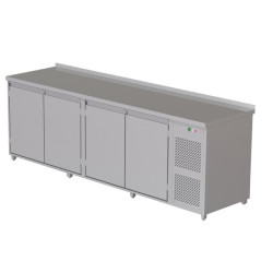 Heated radiator table - 4 doors Heated radiator table - 4 doors