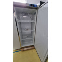 Hűtőszekrény álló bruttó 600 literes rozsdamentes ipari háttérhűtő  Háttérhűtők