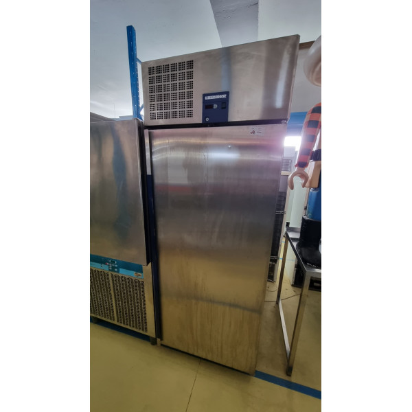 LIEBHERR GKPv 6570 Rozsdamentes hűtőszekrény - Br.650 liter Háttérhűtők