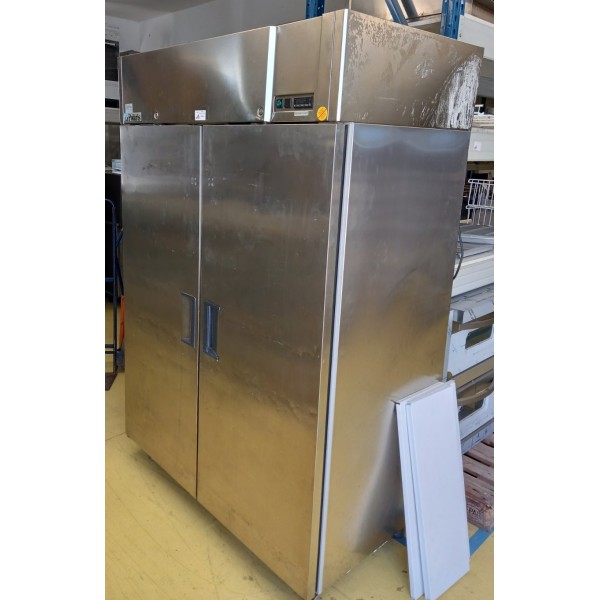 Polaris STN140A fridge Coolers