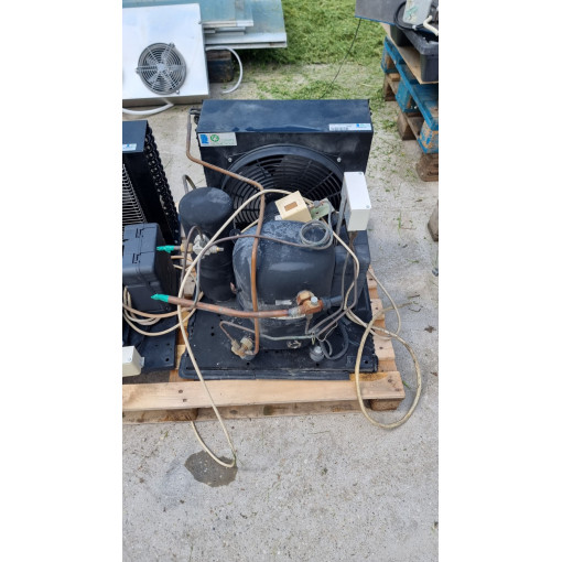 L'Unite FHT 4522 ZHR 230V - Stromerzeuger - Plus - Gekühlt - 39,6 cm3 L'Unite FHT 4522 ZHR 230V - Stromerzeuger - Plus - Gekühlt - 39,6 cm3