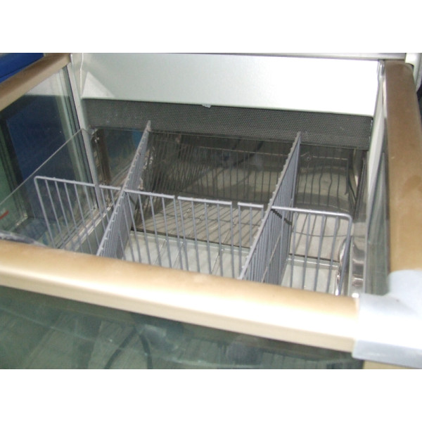 Isa Top-Loading-Kühlschrank (H74 / 2) Isa Top-Loading-Kühlschrank (H74 / 2)