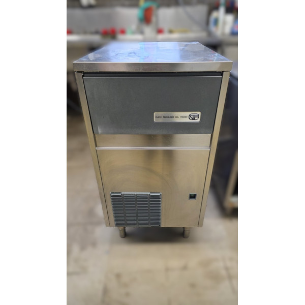 NTF SLF 225-A Jégdaragép - Léghűtéses jégdaragép