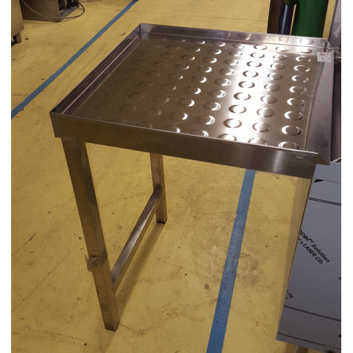 Falling stainless steel table