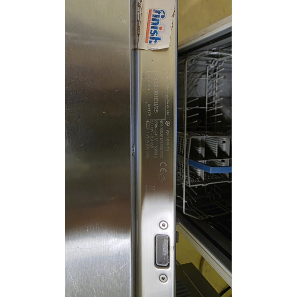 Siemens SN45L501EU/25 – Beépíthető rozsdamentes háztartási mosogatógép – 60 cm-es kivitel - 12 terítékes