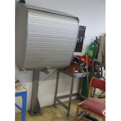 Zárható szerszámos szekrény