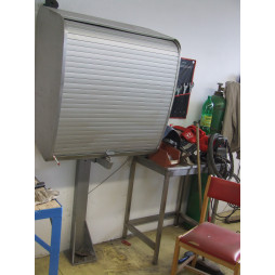 Zárható szerszámos szekrény