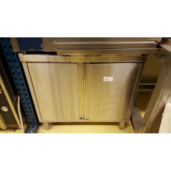 Stand-door machine - 14xGN1/1 bottom bracket Tray Machine stands