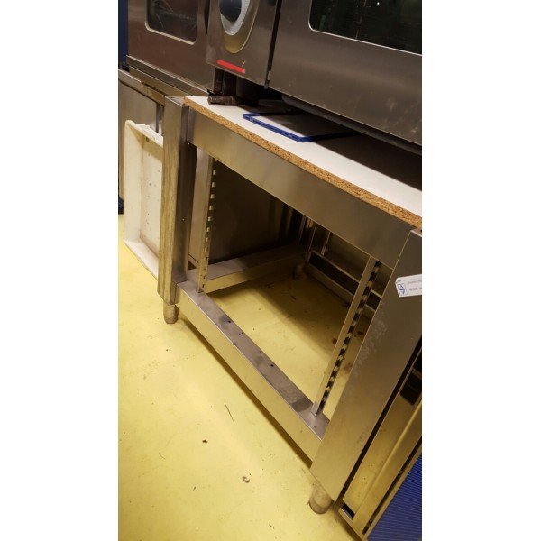 Machine stand - 5xGN2 / 1 (10xGN1 / 1) and the bottom tray holder Machine stands