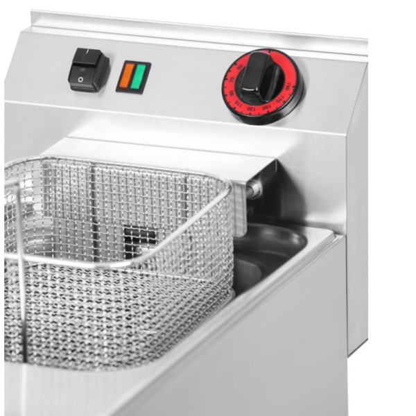 RM Gastro FE 30 ELT Electric fryer - 8 liters - 400V/6kw RM Gastro FE 30 ELT Electric fryer - 8 liters - 400V/6kw