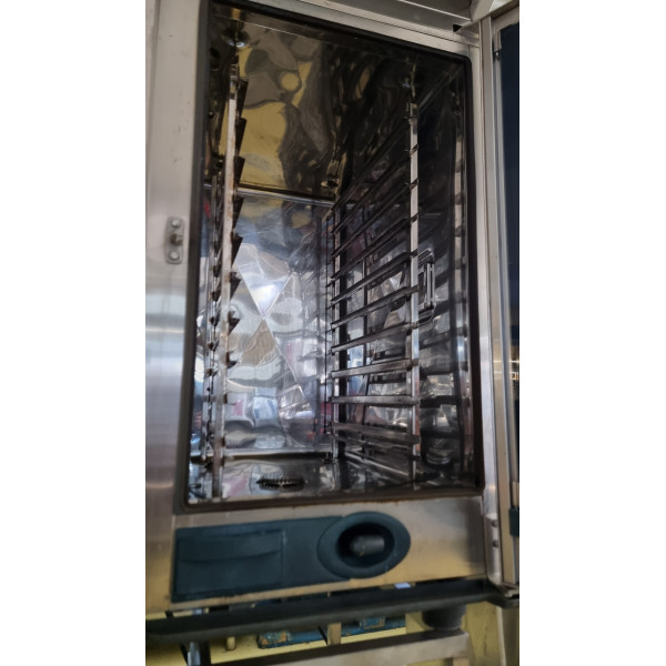 Rational SCC 101 - 10-Blech-Kombidämpfer - mit Rost - mit Dunstabzug Rational SCC 101 - 10-Blech-Kombidämpfer - mit Rost - mit Dunstabzug