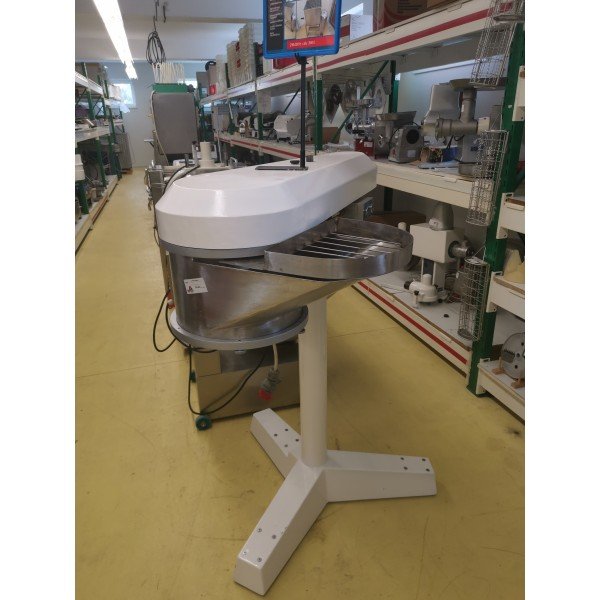 Professional dumpling chopper machine   Bakery machinery / equipment