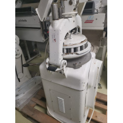 Pietroberto  bun rounder