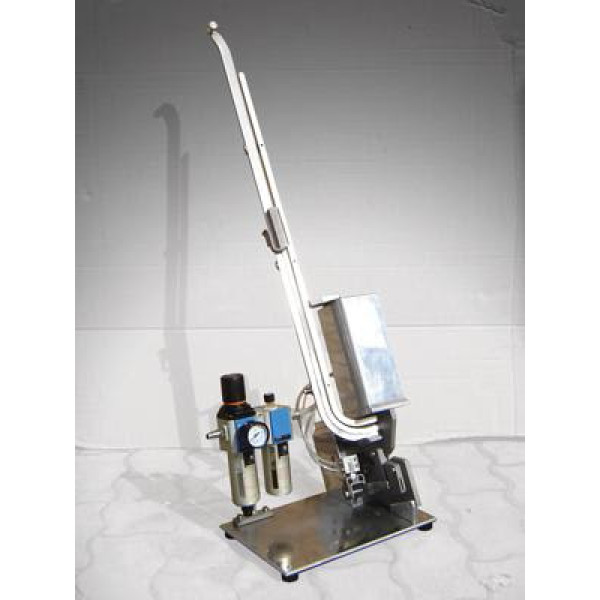 FE-139 Pneumatikus kézi klipszelő készülék FE-139 Pneumatikus kézi klipszelő készülék